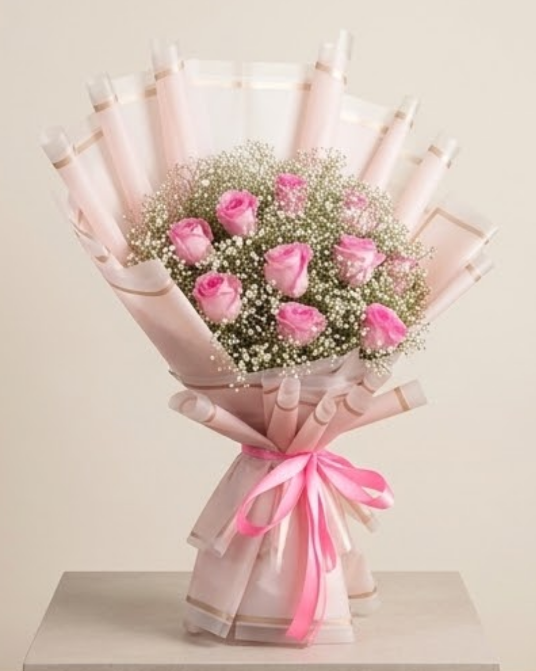Pink Serenade Rose & Baby's Breath 4-View Luxury Bouquet detail 2