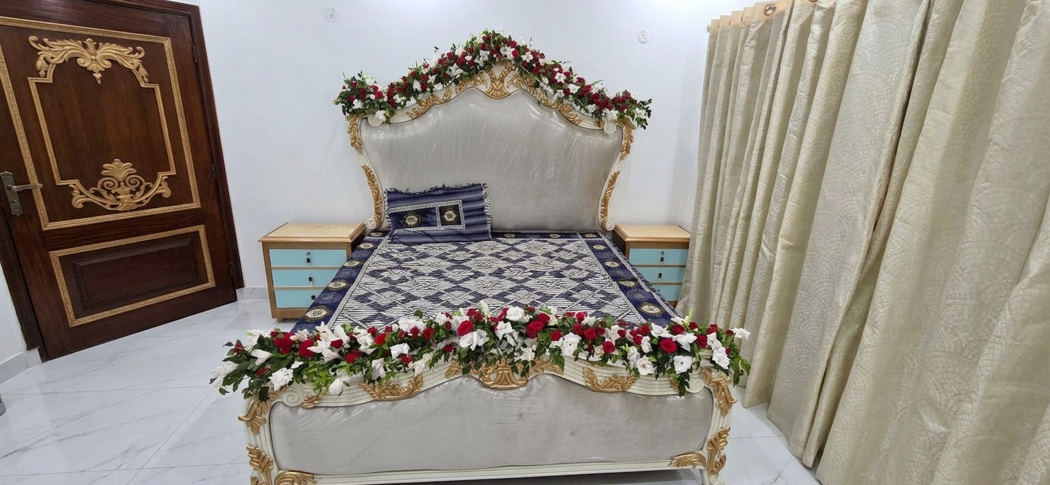 Luxury Fresh & Artificial Flower Bridal Bed Decor | Masehri Decoration Set — Bridal Room by Aligoraya Flowers Market