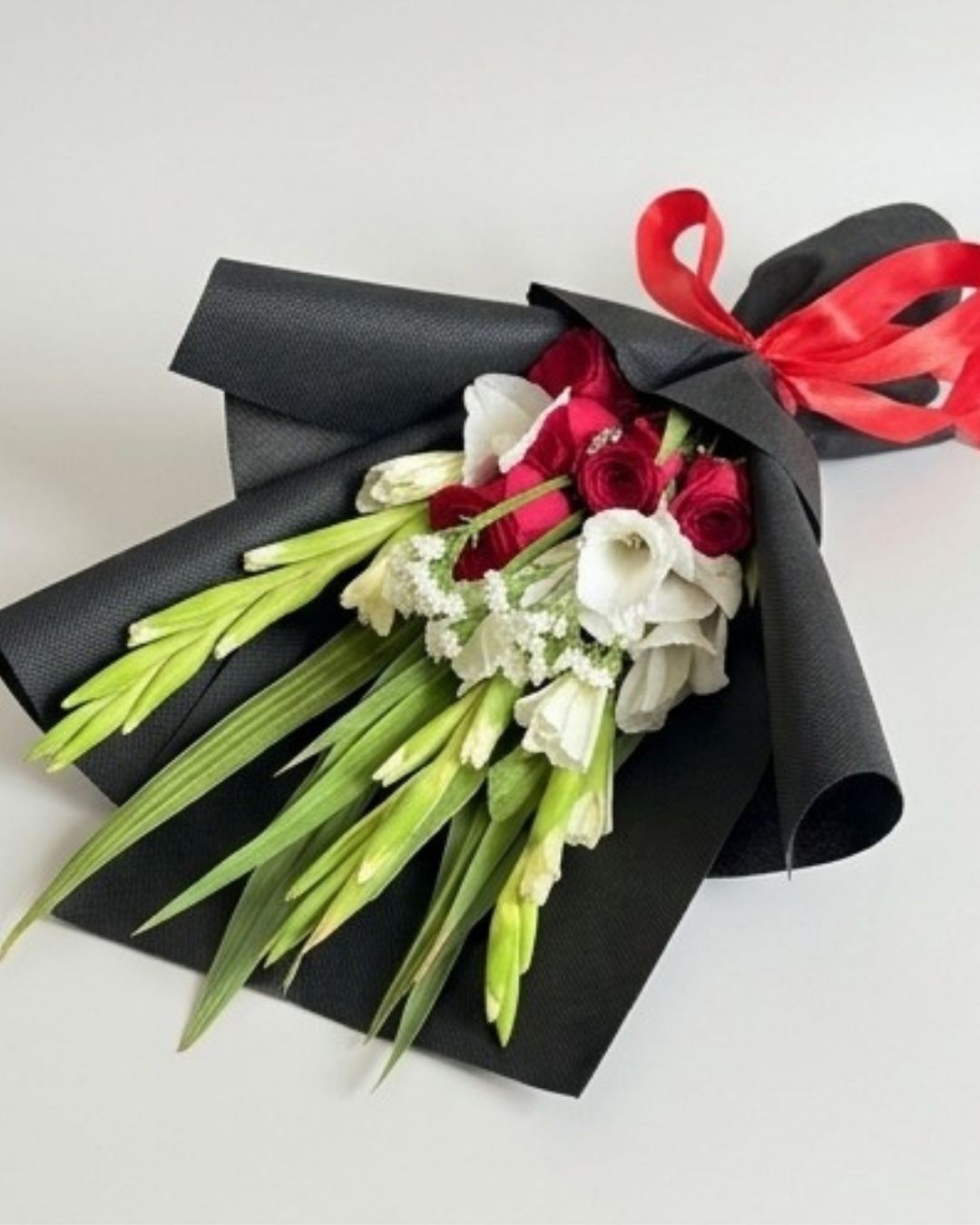Dramatic Red & White Elegance Bouquet in Black Wrap detail 4