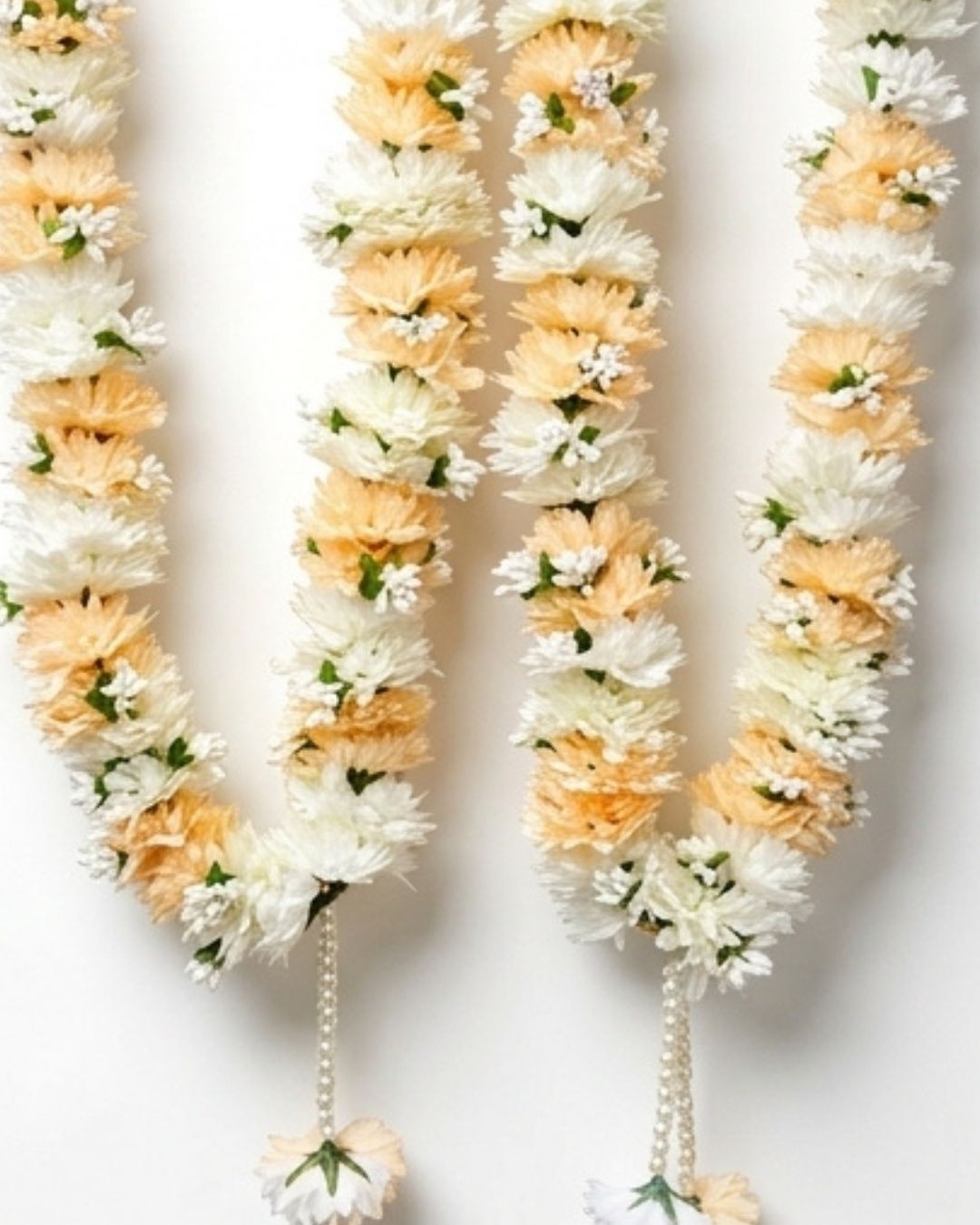 Pearl-Strand Peach & White Traditional Wedding Mala detail 3