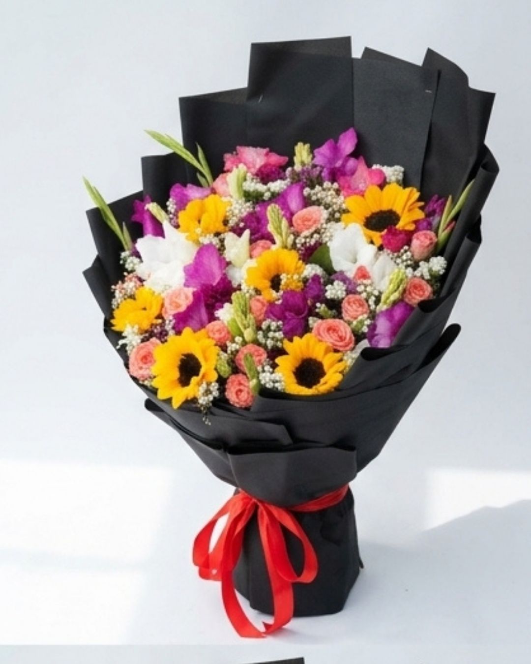 Vivid Symphony Mixed Sunflower & Rose Luxury Bouquet detail 2