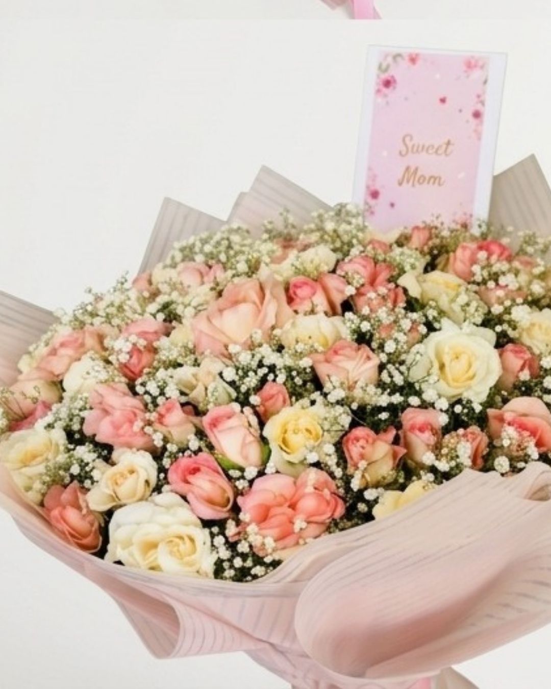 Sweet Mom Pink & Cream Rose Luxury Bouquet detail 4
