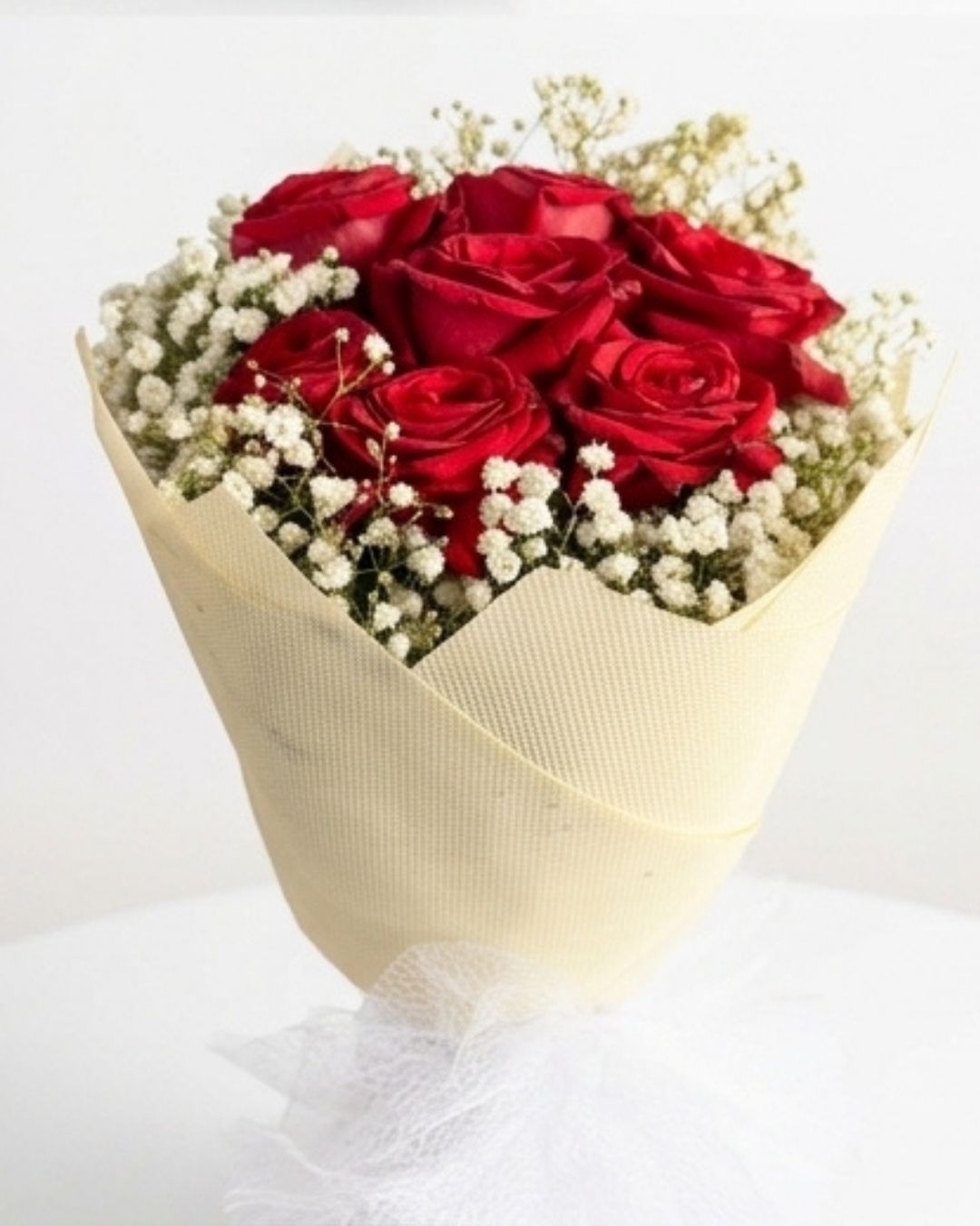Cream & Crimson 7 Red Rose Petite Luxury Bouquet detail 3
