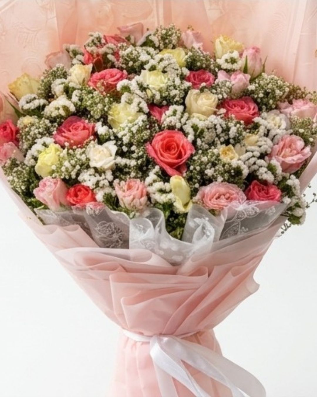 Blushing Romance Mixed Rose & Baby's Breath Bouquet detail 4