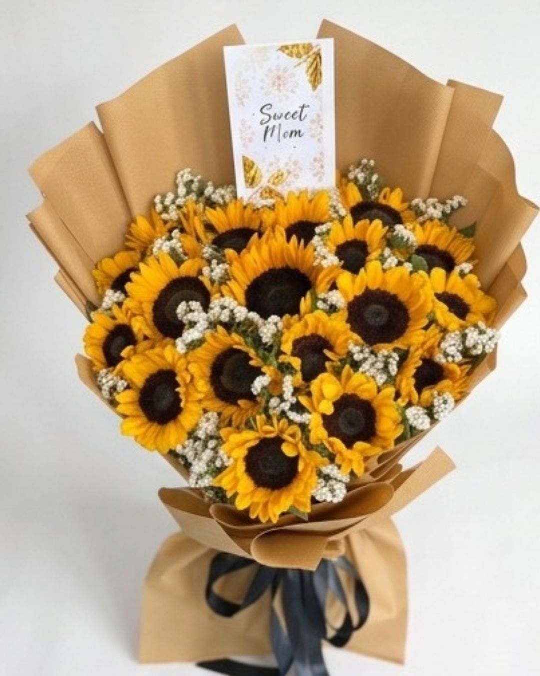 Sweet Mom Golden Sunflower Luxury Bouquet detail 4