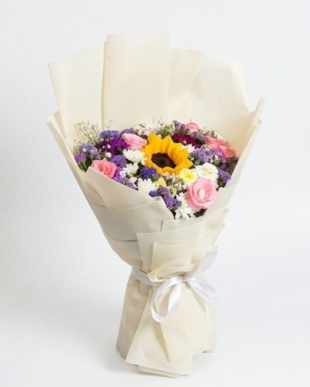 Sunshine & Serenade Mixed Bouquet detail 2